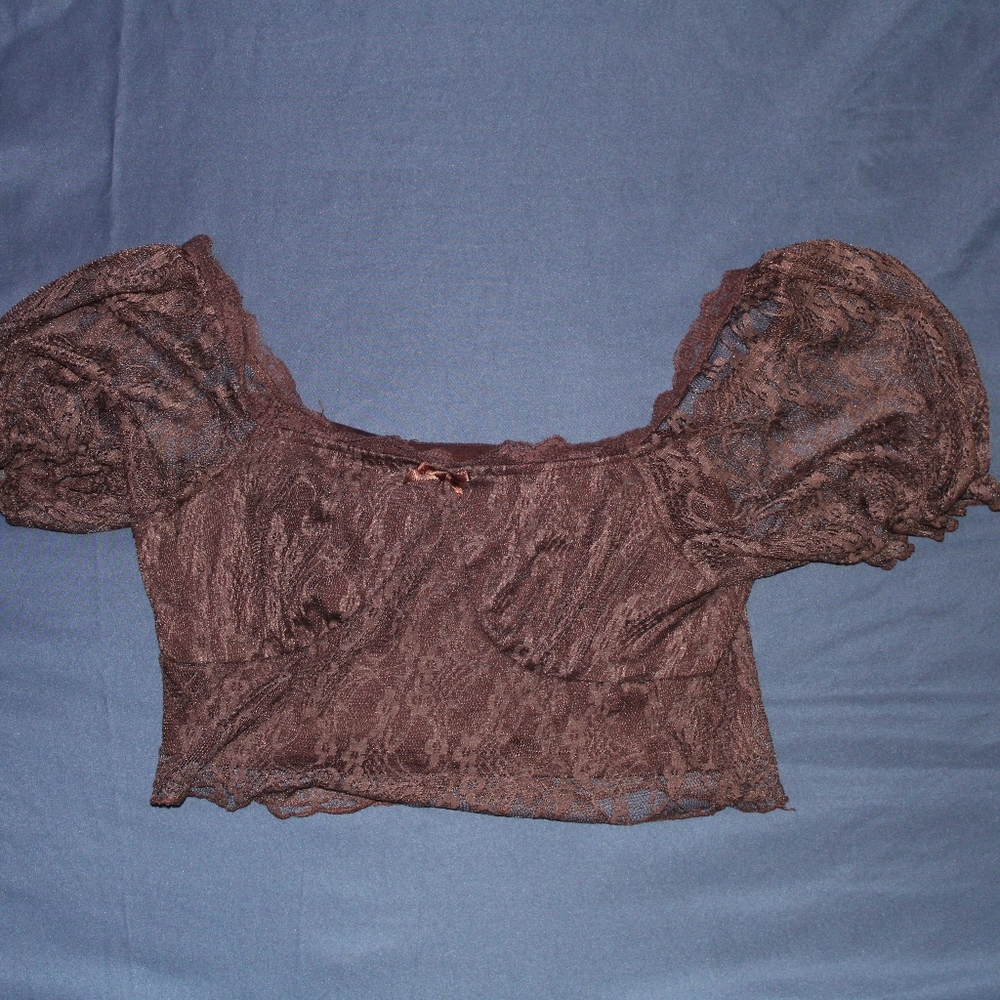 Romwe Brown Lace Cropped Shirt